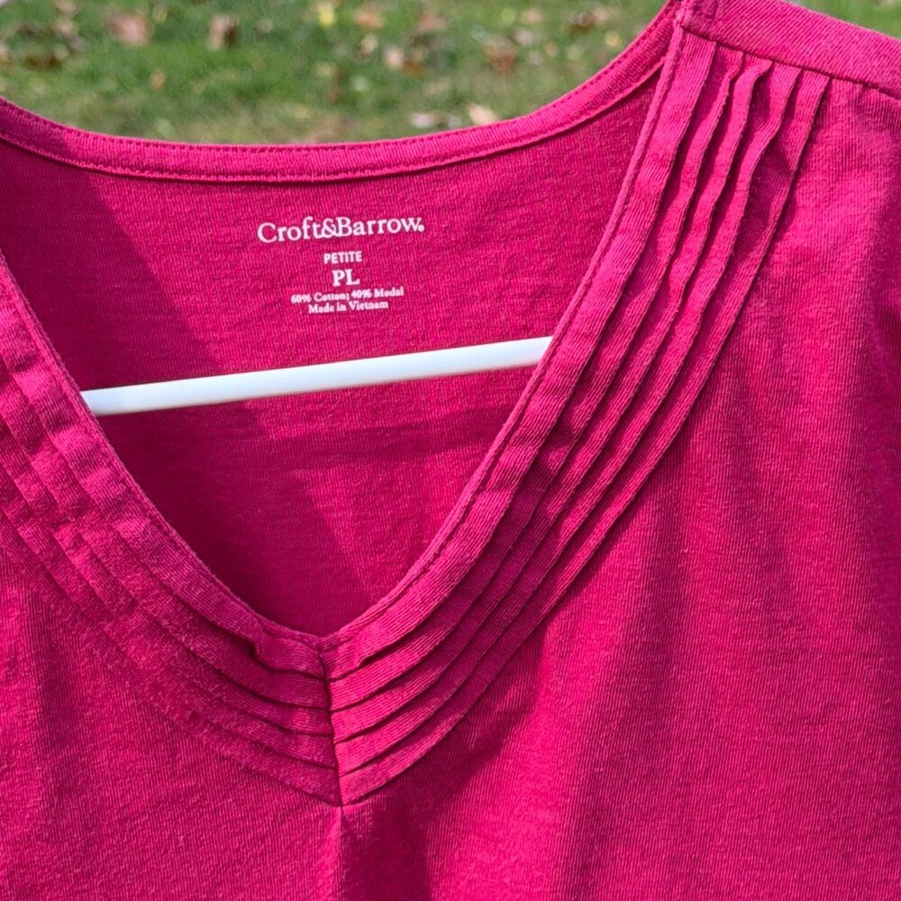 Croft & Barrow Magenta T-Shirt - Picture 2 of 6